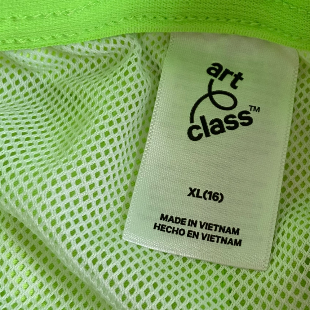 Swim trunks boys size XL (16). Elastic waistband. - Picture 3 of 6